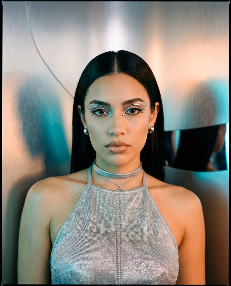 Y2K portrait in a metallic setup
