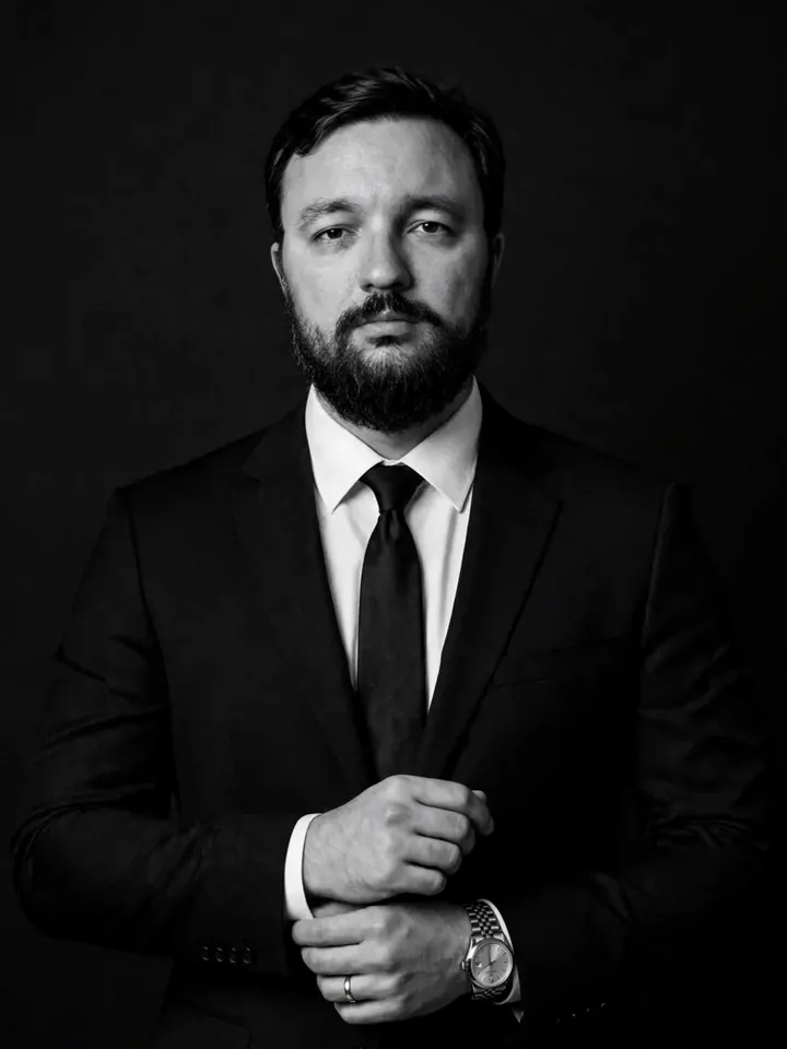 Кирилл в костюме